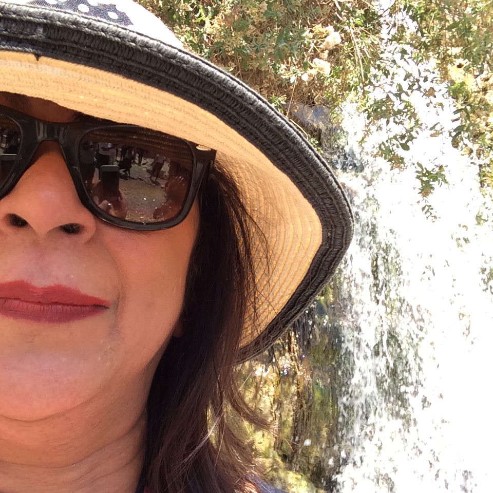 Dr Viba Ellis avatar picture
