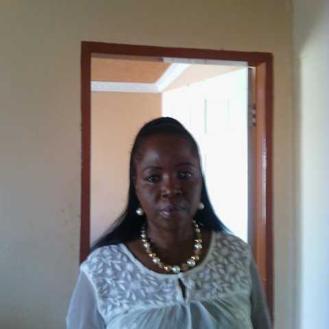 Lindi Ngubeni avatar picture